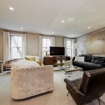 Rent this 3 bed apartment on 37 Crosby Street in New York, NY 10013