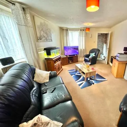 Image 2 - Goodyear Way, Telford and Wrekin, TF2 7RR, United Kingdom - Apartment for sale