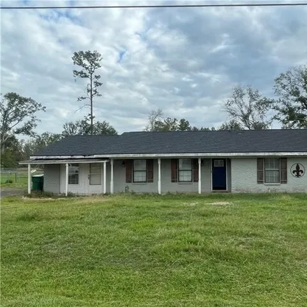Buy this 3 bed house on 601 Live Oak Street in High School Park, DeQuincy