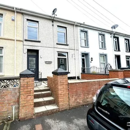 Buy this 3 bed townhouse on Highland View in Merthyr Tydfil, CF47 0RE