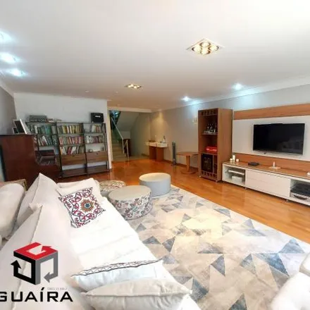 Rent this 3 bed house on Rua Atibaia in Vila Valparaíso, Santo André - SP