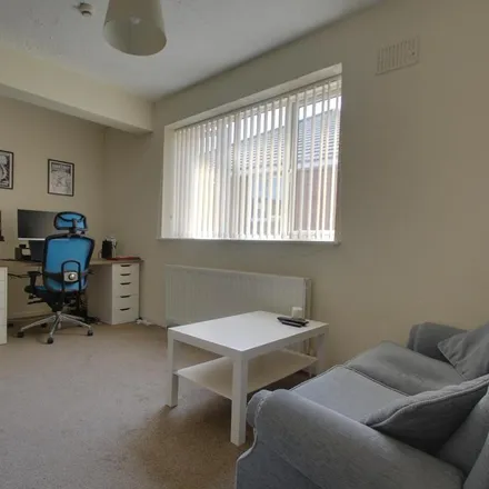 Image 2 - Talbot Street, Dudley Fields, Brierley Hill, DY5 3DL, United Kingdom - Apartment for rent