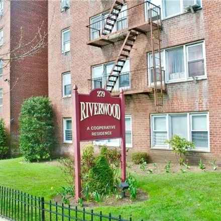Rent this studio apartment on 279 North Broadway in Glenwood, City of Yonkers