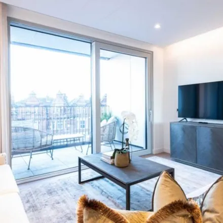 Rent this 2 bed apartment on Rightway in 364 Edgware Road, London