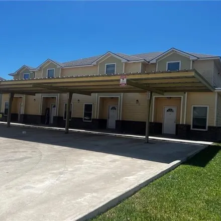 Image 1 - 1442 West Harrison Avenue, Dude Hill Number 1 Colonia, Alton, TX 28573, USA - Townhouse for rent