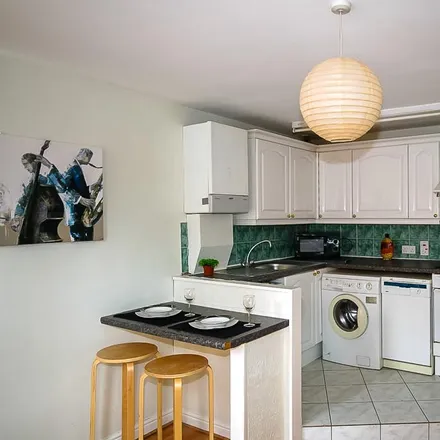 Rent this 1 bed house on 217 Brudenell Avenue in Leeds, LS6 1HU