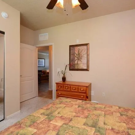Rent this 2 bed condo on Davenport in FL, 33836