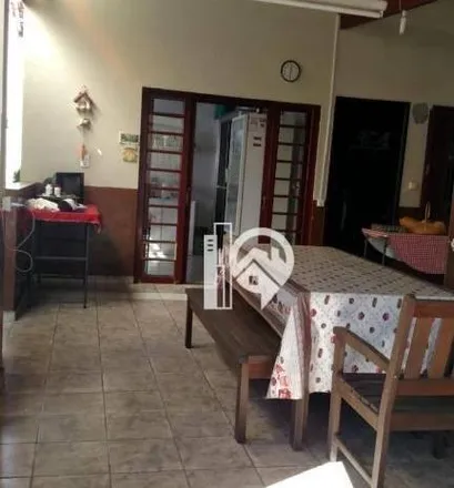 Buy this 3 bed house on Rua Nossa Senhora de Fátima in Vila Denise, Jacareí - SP