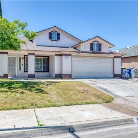 Buy this 3 bed house on 5731 N Connie Ave in Fresno, California