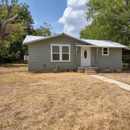 Buy this 2 bed house on 306 North Avenue R in Clifton, TX 76634