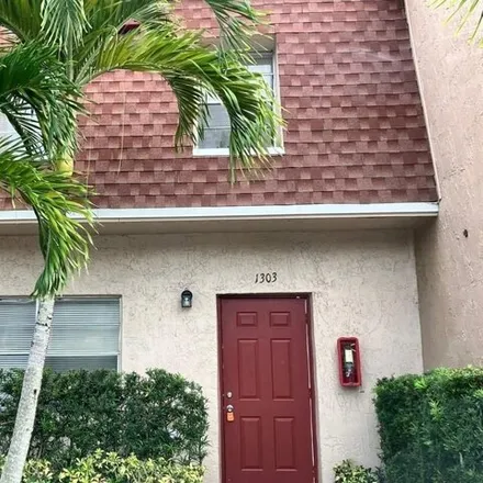 Rent this 3 bed condo on 1301 Partridge Close in Pompano Beach, FL 33064