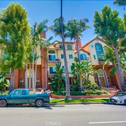 Rent this 2 bed condo on 7119 Kittyhawk Avenue in Los Angeles, CA 90045