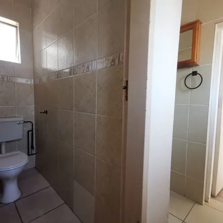 Rent this 1 bed apartment on Ruhamah Drive in Helderkruin, Roodepoort