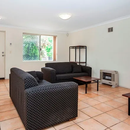 Rent this 6 bed townhouse on 9C Earl Street in Bentley WA 6102, Australia