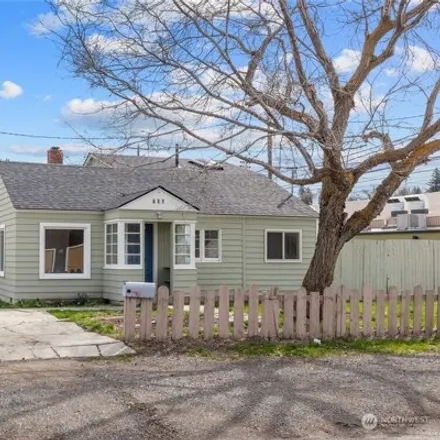 Buy this 3 bed house on The Armory in 901 East 7th Avenue, Ellensburg