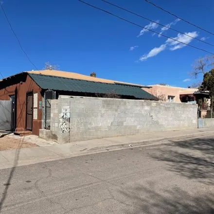 Buy this 1 bed house on 1013 Lopez Street in Santa Fe, NM 87501