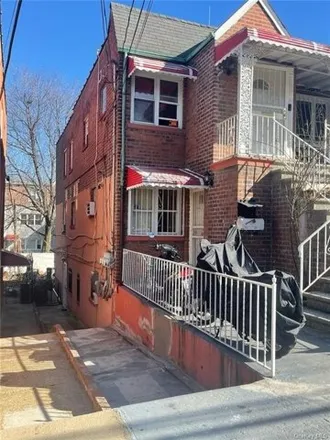 Buy this 5 bed house on 2928 Bouck Avenue in New York, NY 10469