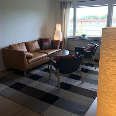 Rent this 4 bed apartment on Råssnäsvägen in 591 32 Motala, Sweden