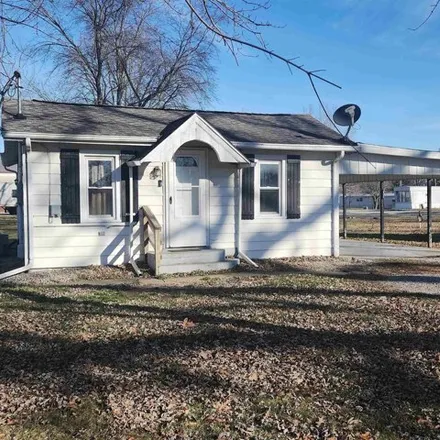 Buy this 2 bed house on 1032 Wabash Street in Pinckneyville, IL 62274