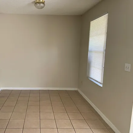 Image 5 - 470 Lombard Street, North Meadowbrook Terrace, Clay County, FL 32073, USA - Townhouse for rent