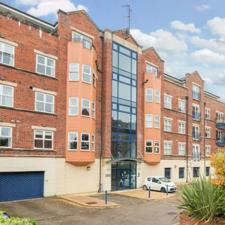 Buy this 2 bed apartment on Carisbrooke Road in Leeds, LS16 5RU