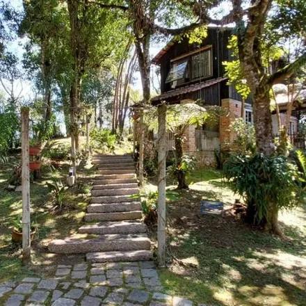 Buy this 1 bed house on Condomínio Alphaville Graciosa Residencial das Andorinhas in Pinhais - PR, 83326-370