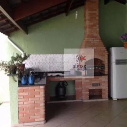 Buy this 3 bed house on Rua Entre Rios de Minas in Cocaia, Guarulhos - SP