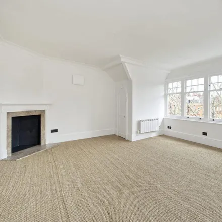 Rent this 2 bed apartment on Cadogan Mansions in 19 Cadogan Gardens, London