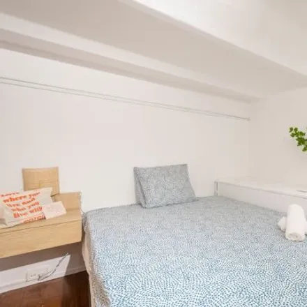 Rent this 3 bed room on Passatge de Font in 4, 08013 Barcelona