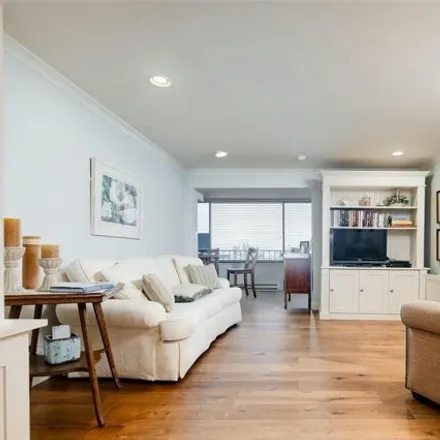 Image 7 - Ambassador East, Pearl Street, Denver, CO 80273, USA - Condo for sale