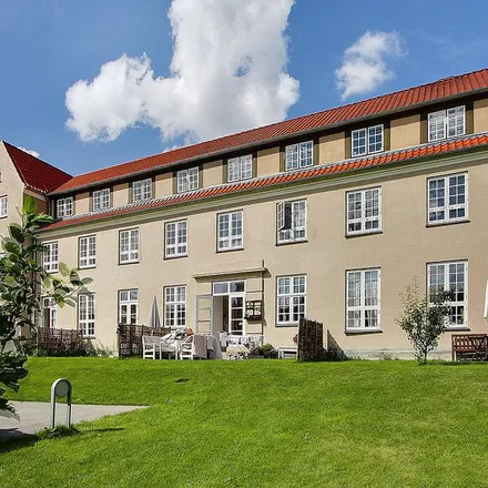 Rent this 3 bed apartment on Sophie Magdelenes Vej 3F in 3460 Birkerød, Denmark