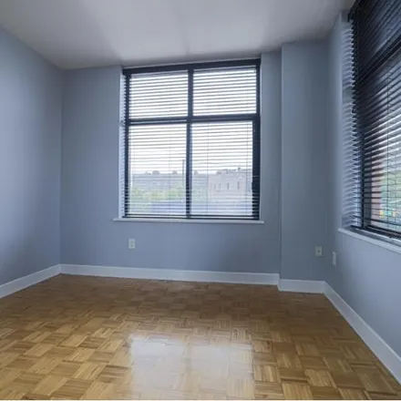 Image 7 - Hoboken Grande, 610 Newark Street, Hoboken, NJ 07310, USA - Condo for sale