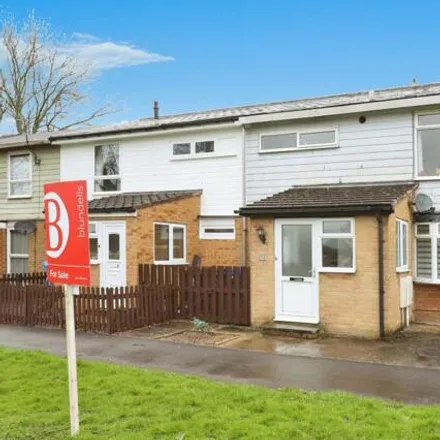 Buy this 3 bed townhouse on Lingfoot Close in Sheffield, S8 8DD