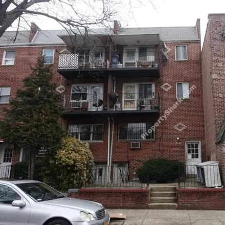 Image 1 - 43-15 54th St, Woodside, New York, 11377 - Townhouse for sale