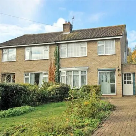 Buy this 3 bed duplex on Potters Cross in Bedford Road, Wootton