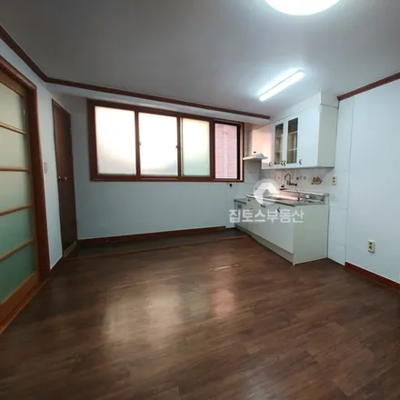 Image 5 - 서울특별시 송파구 석촌동 17-2 - Apartment for rent