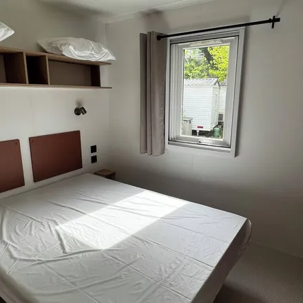 Rent this 2 bed house on 34750 Villeneuve-lès-Maguelone