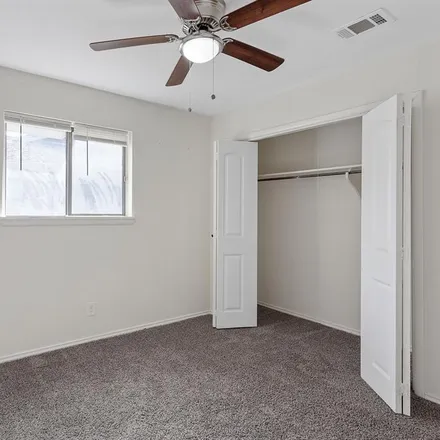 Image 4 - 6058 Wheat Avenue, Fort Worth, TX 76133, USA - Room for rent