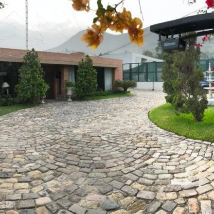 Image 1 - Jirón Monte Rosa 270, Santiago de Surco, Lima Metropolitan Area 51132, Peru - House for sale