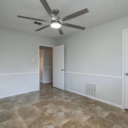 Rent this 3 bed apartment on 3671 Kingsway Drive in Baytown, TX 77521