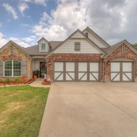 Buy this 4 bed house on 13123 58th Street South in Sand Springs, OK 74063