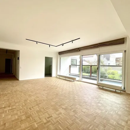 Rent this 2 bed apartment on Rue Langeveld - Langeveldstraat 49 in 1180 Uccle - Ukkel, Belgium