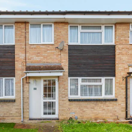 Buy this 3 bed townhouse on Middlefields in London, CR0 9LF
