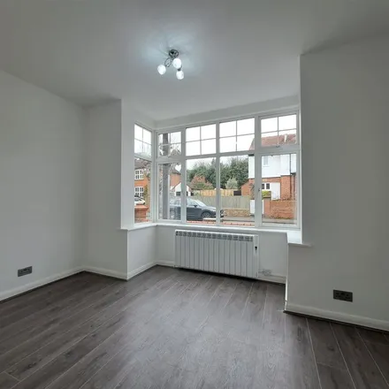 Image 1 - Kings Grove, Maidenhead, SL6 1EZ, United Kingdom - Apartment for rent