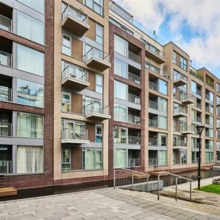 Buy this 2 bed apartment on Dockside House in 4 Park Street, London