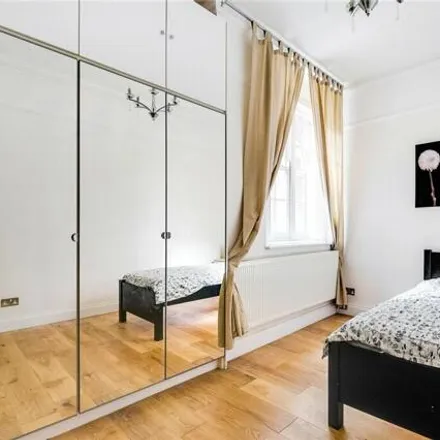 Image 6 - Alexandra Court, 63 Maida Vale, London, W9 1SD, United Kingdom - Apartment for rent