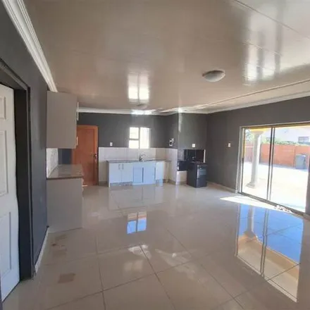 Image 6 - Frederick Street, Pretoria-West, Pretoria, 0030, South Africa - Apartment for rent