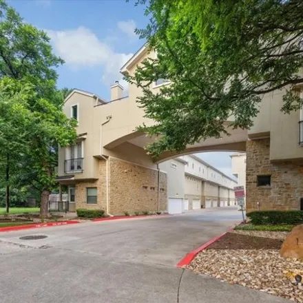 Image 1 - 1115 Kinney Avenue, Austin, TX 78704, USA - House for rent