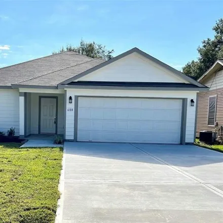 Buy this 3 bed house on 883 Beaumont Street in Anahuac, Chambers County