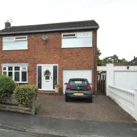 Buy this 4 bed house on Beaumont Drive in Waddicar, L10 8LS